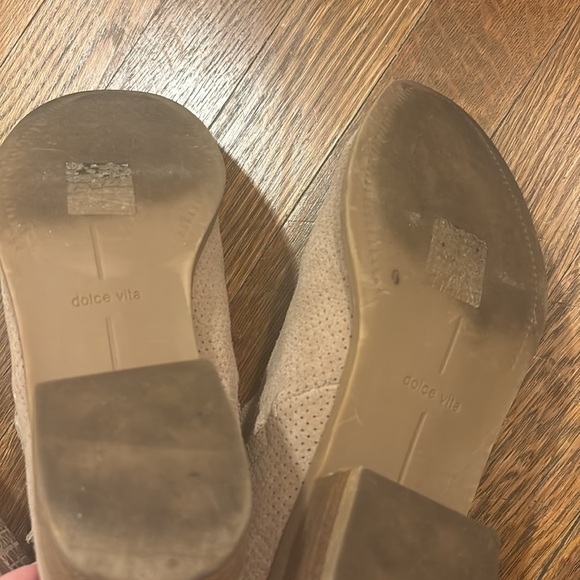 Tan booties - Picture 3 of 8